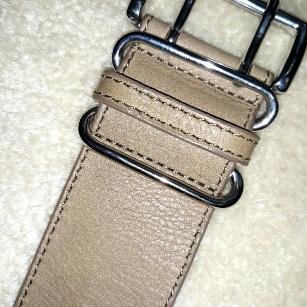 Max and Co womens taupe leather belt. 35 inches